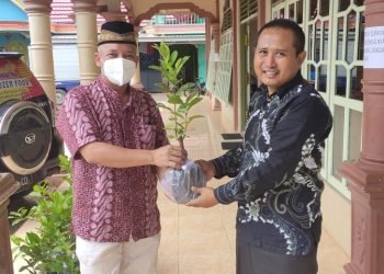 Warga LDII Sumbang Bibit untuk Penanaman Pohon