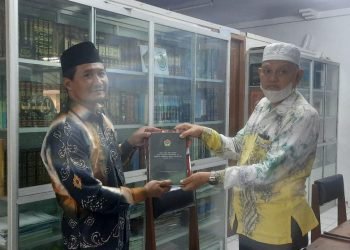 Kunjungi MUI, LDII Kotabaru Serahkan Buku Munas 2022