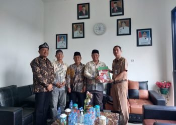 Camat Kintap Kabupaten Tala Sambut Hangat Silaturrahim Pengurus LDII Kintap