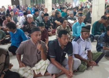 Diguyur, LDII Mantewe Gelar Sholat Idul Fitri di Dalam Masjid