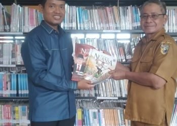 DPD LDII Tala Serahkan Majalah Nuansa ke Dispusip