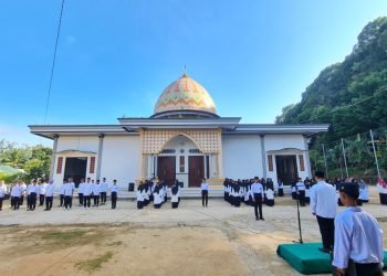 LDII Kotabaru Gelar Upacara Hari Santri di Ponpes At-Taqwa