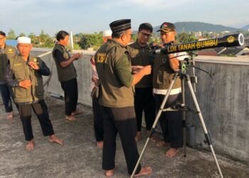 LDII Tanah Bumbu Pantau Hilal 1 Syawal 1446 Hijriah di Ponpes Baitul Makmur