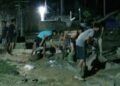 Wujudkan Wisma Tamu, Warga PAC LDII Teluk Aru Gotong Royong Malam Hari