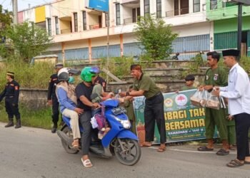 Jalankan Instruksi PB IPSI, Persinas ASAD Kotabaru Gandeng LDII dan Senkom Bagikan 500 Paket Takjil