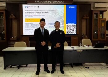 Teliti Sorgum di Lahan Pascatambang Batubara, Ketua DPD LDII Tanah Laut Raih Gelar Doktor di IPB