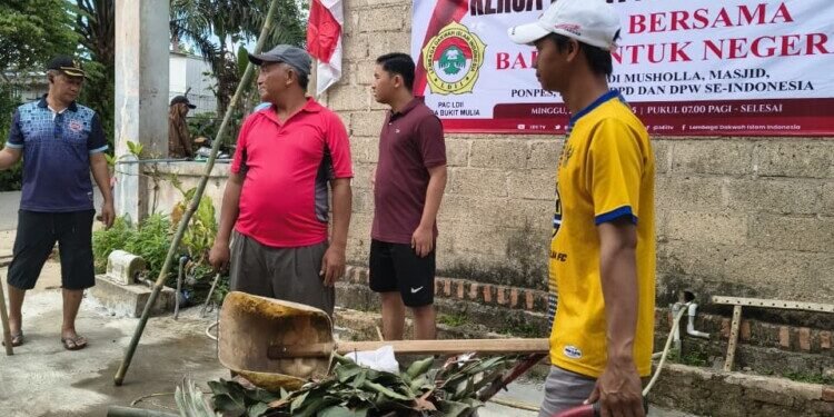 Sambut HUT ke-81 RI, LDII Kintap Gelar Kerja Bakti Nasional Serentak