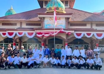 PPPM Sabilur Rosyidin Al Manshurin Tanah Laut Gelar Upacara HUT ke-81 RI